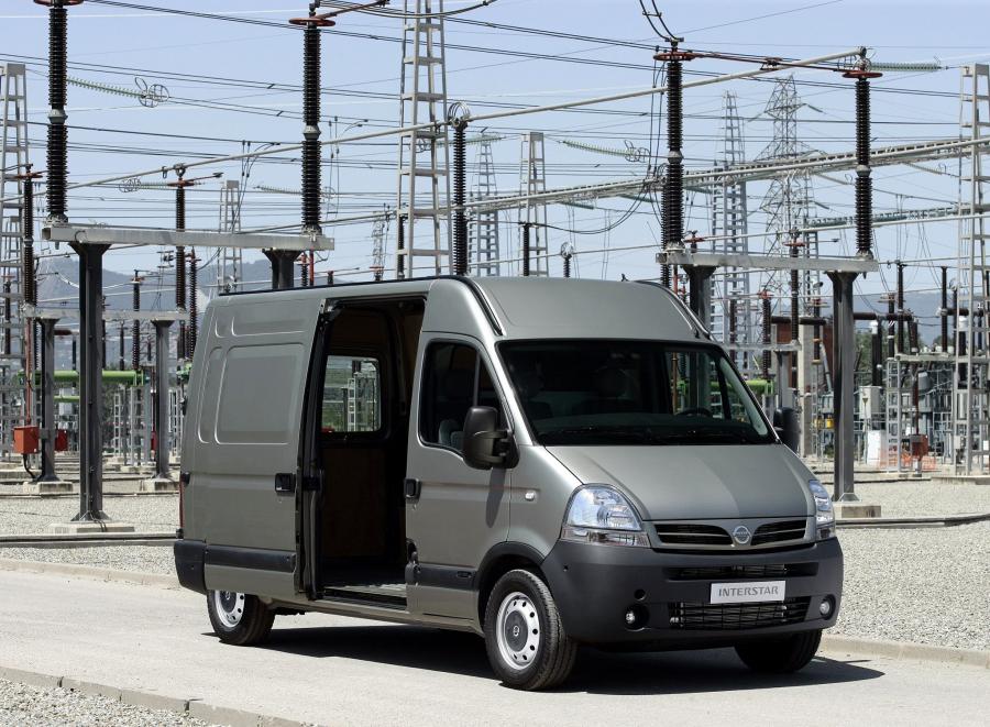  Nissan Interstar High Roof Van 2003 года  (фото 13 из 13)